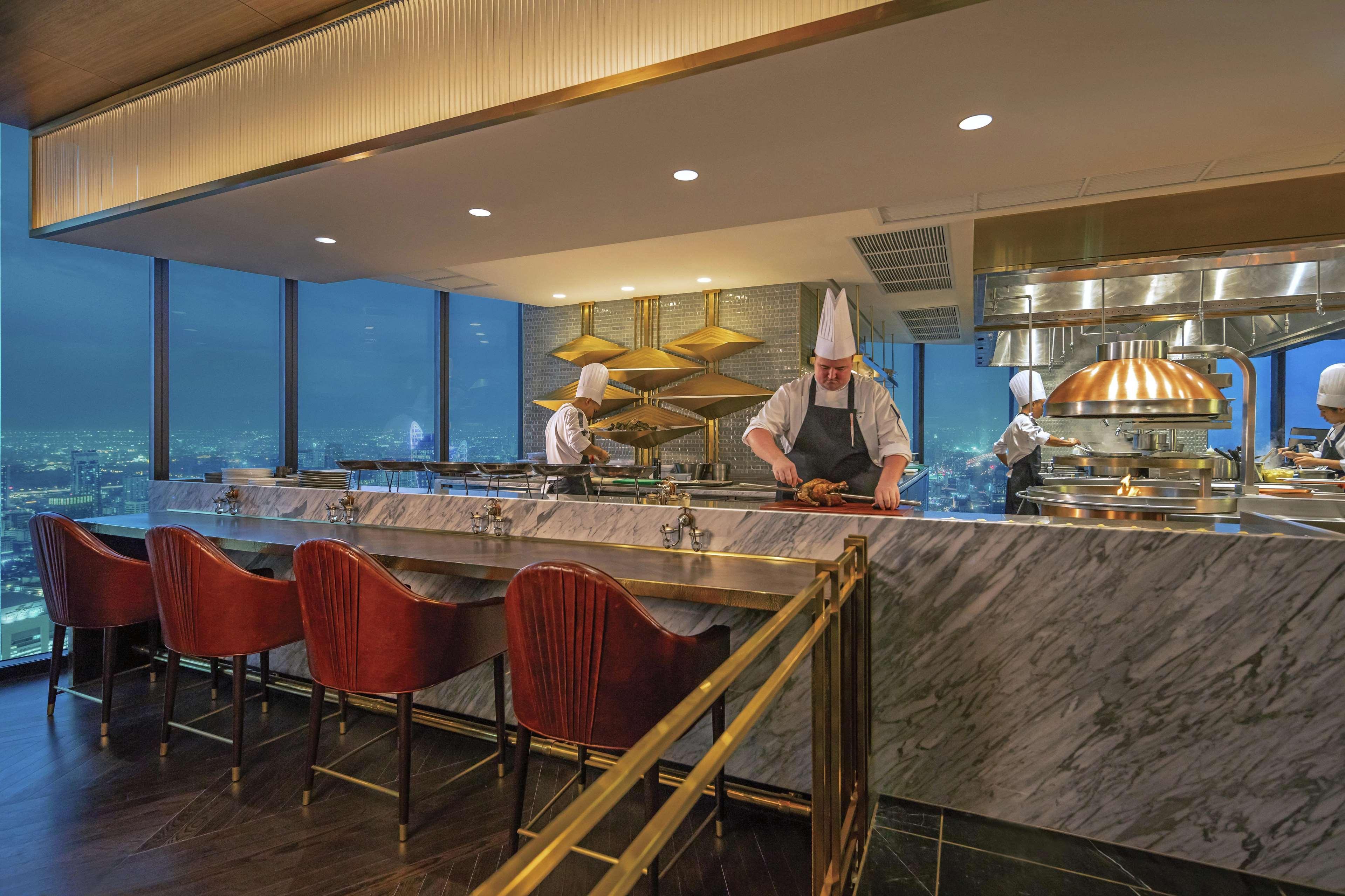 होटल Waldorf Astoria 5*